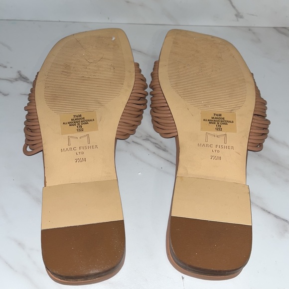 Marc fisher Maddie strappy flat slide 7.5 - Picture 7 of 7